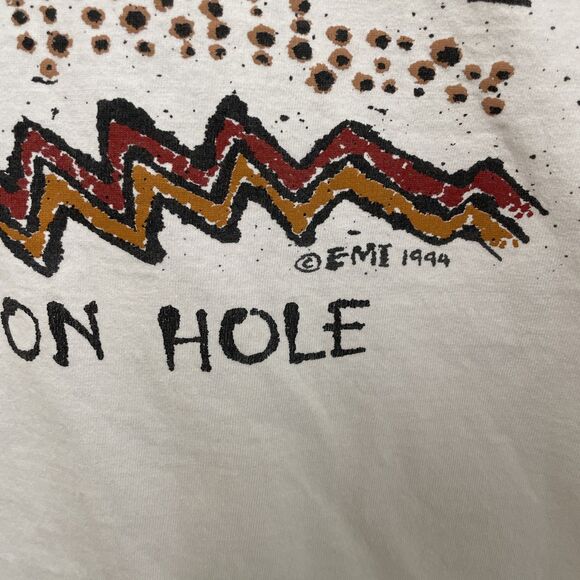 Vintage Jackson Hole HL Miller 1994 T shirt Primitive Native Design EMI Medium - Picture 4 of 8